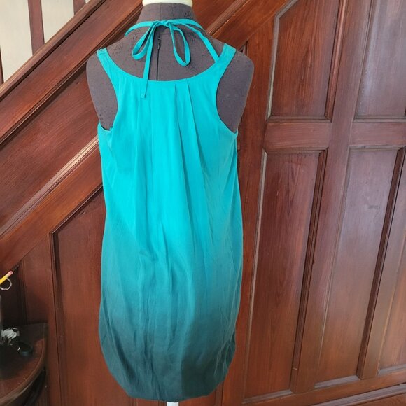 Express Ombre Green Sleeveless Sleeveless Dress With Pleated Design & Tie Back S - Picture 2 of 4